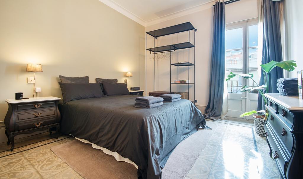 You Stylish Boutique Apartments Barcelona Ngoại thất bức ảnh